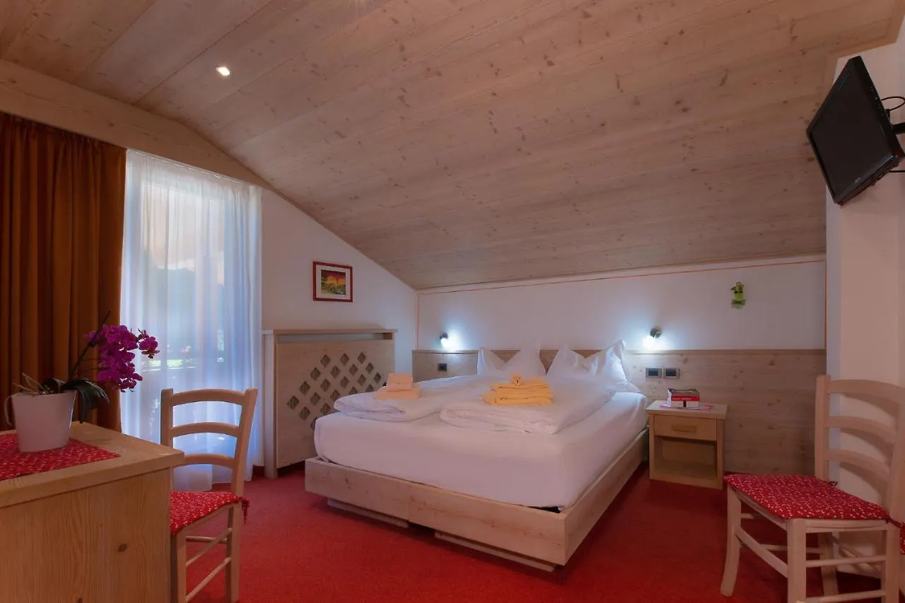 Hotel B&B Monica Arabba 2*,