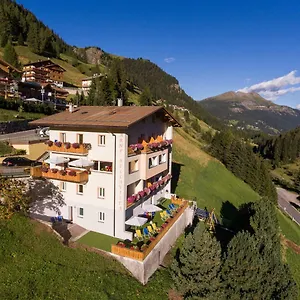 Hotel Garni Bellavista, Arabba
